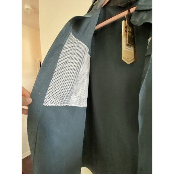 NEW DAKOTA GRIZZLY Men's Barkley Button Down Short-Sleeve Shirt Blue Vuori Large - Picture 7 of 8